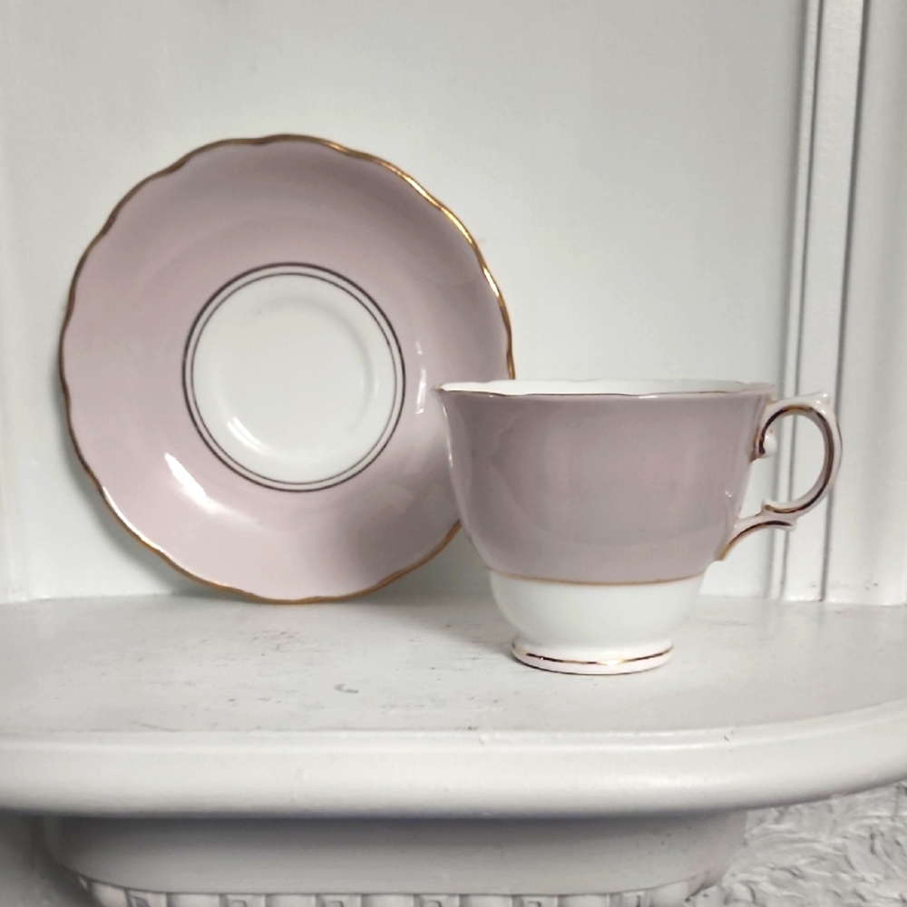 Royal Vale Vintage  lovely pale pink with gold trim England